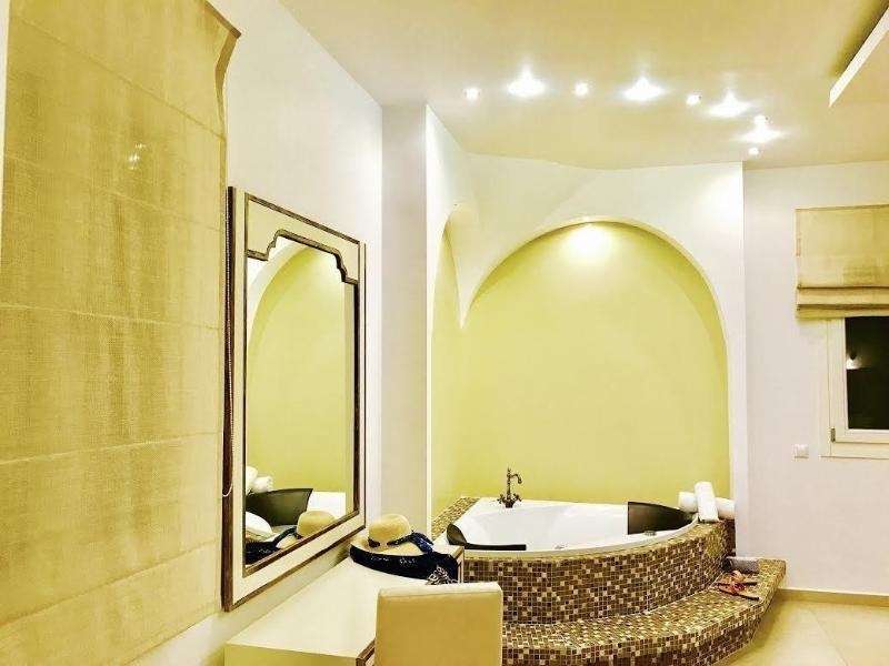 Queen Boutique Suites Mykonos Town Zewnętrze zdjęcie